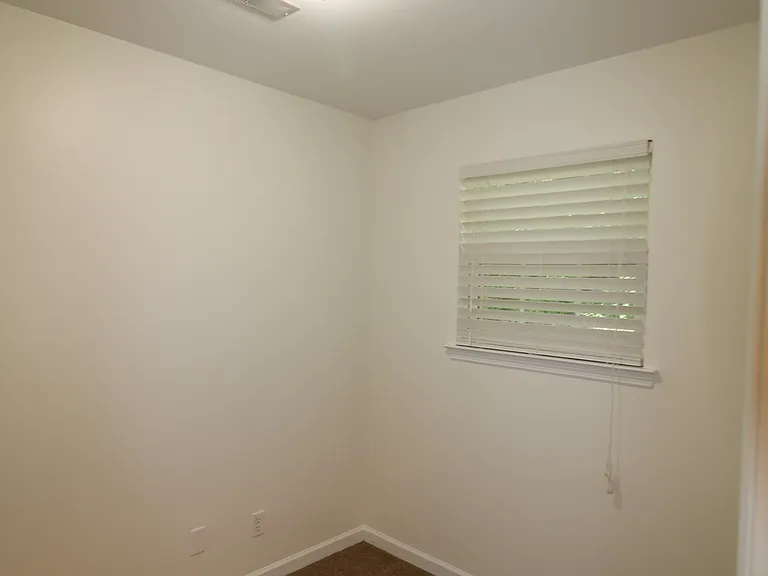 211 Martin Rd — Photo 7