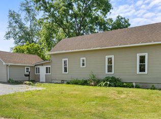 225 Railroad St, Churubusco, IN