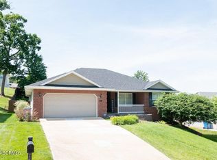 3721 Oxford Rd, Jefferson City, MO 65109