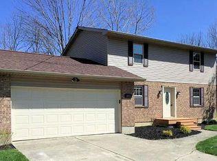 5814 Green Crest Dr, Hamilton, OH 45011