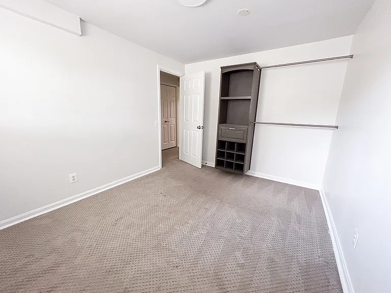 303 Bridle Crest Sq NE — Photo 19