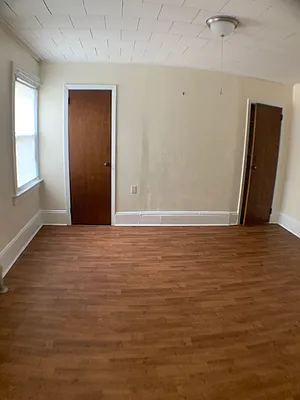 Rented by Capri Jet Realty Corp | media 11