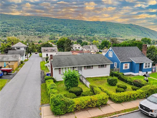 766 Franklin Ave, Palmerton, PA 18071