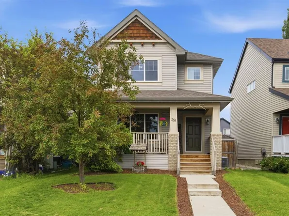 155 E Copperpond Rd SE, Calgary, AB T2Z 0W8