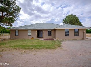 265 N Fairacres Rd, Las Cruces, NM 88005