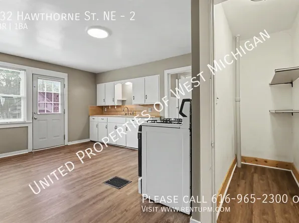 632 Hawthorne St NE #2, Grand Rapids, MI 49503
