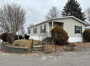 27 Shadduck Rd, Naugatuck, CT 06770