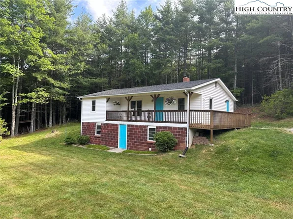 4996 Mountain View Road, Glade Valley, NC 28627