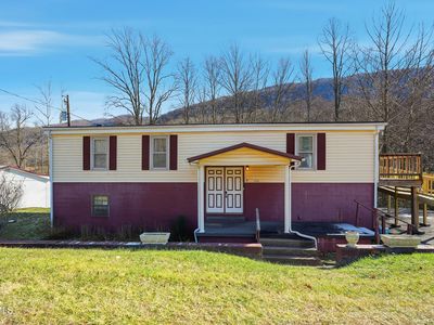 226 Robinette Chapel Rd, Big Stone Gap, VA, 24219