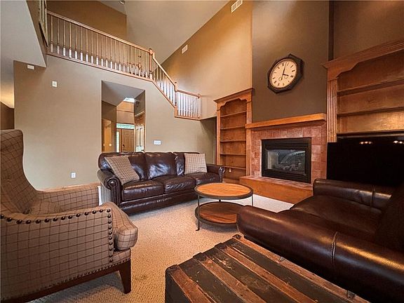 3rd image of 8070 Toski Dr