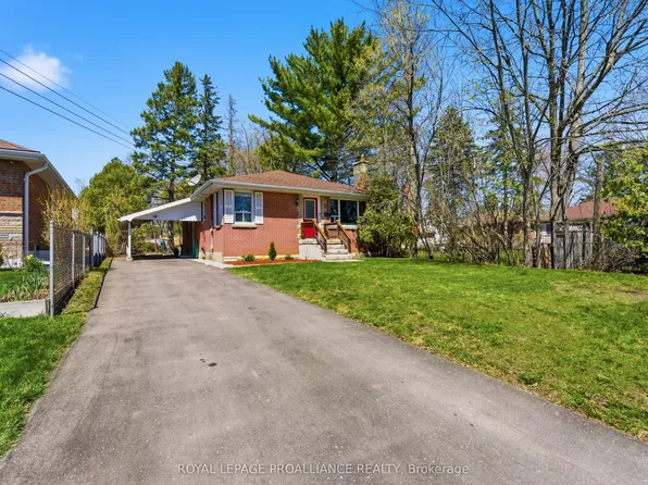 88 Crestview Ave, Belleville, ON K8N 1W9