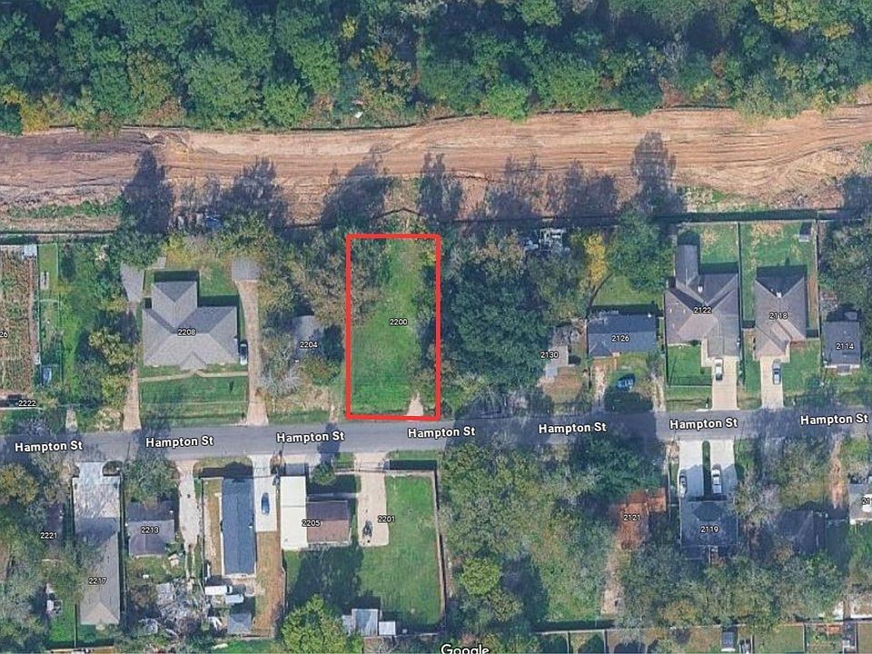 2nd image of 2200 Hampton St