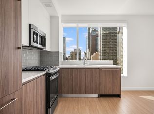 550 10th Ave #3706, New York, NY 10018