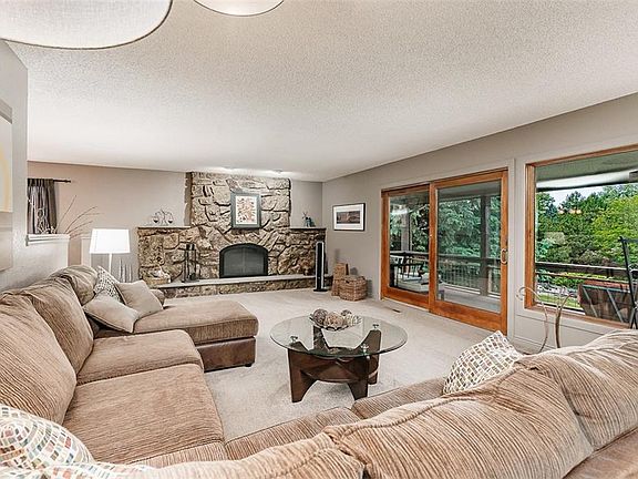 5th image of 3205 Durland Dr
