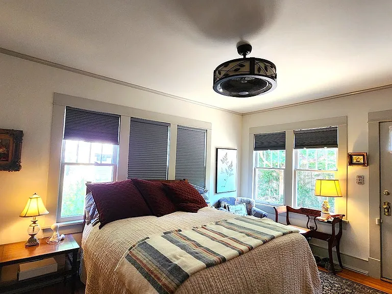 517 S Flood Ave — Photo 18