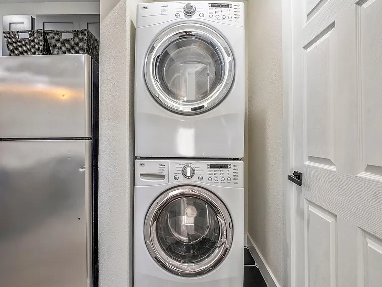 5 Estelle St #3 — Photo 8