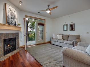 8253 Mayo Dr UNIT 208, Madison, WI 53719