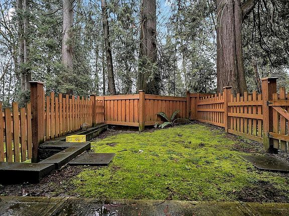 3rd image of 13670 62nd Ave #38