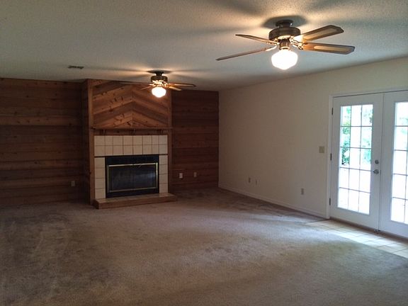 Living Room_06042014