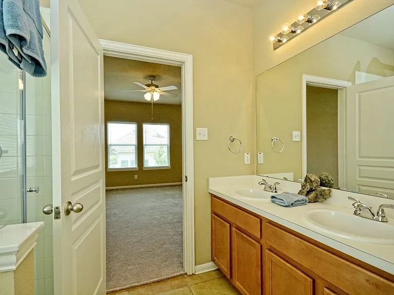 1413 Short Horn Cv — Photo 15