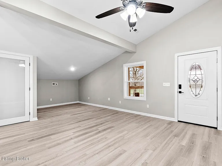 58 Riverside Ln — Photo 9