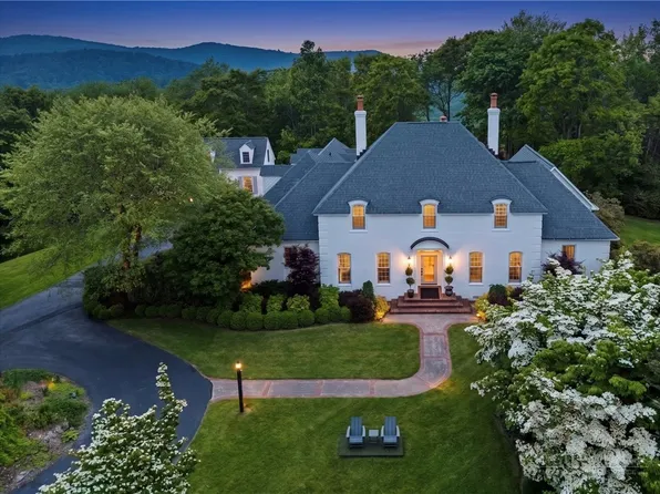 1920 Deck Hill Road, Blowing Rock, NC 28605