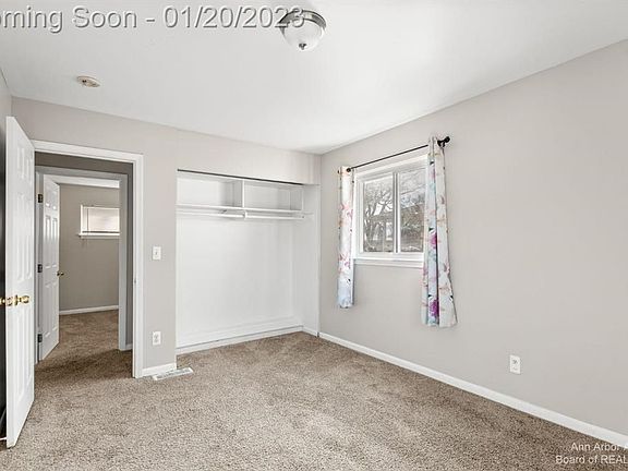 3rd image of 804 Desoto Ave