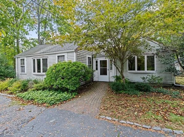 89 Ripley Rd, Cohasset, MA 02025