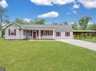 114 Rebel Estates Dr, Springfield, GA 31329