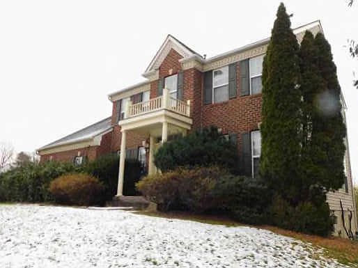 2nd image of 4714 Lake Ontario Way