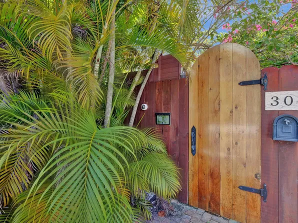 304 SW 9th Street, Fort Lauderdale, FL 33315
