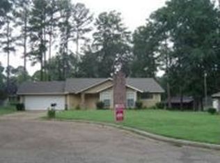 421 Tiffany Ln, Jackson, MS 39212