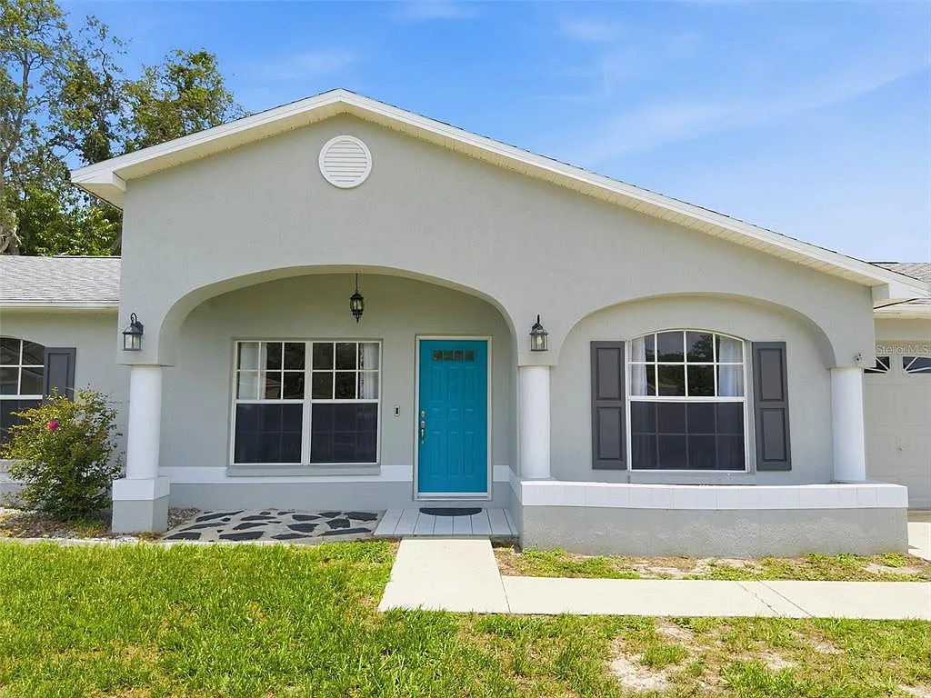 3 bed, 2.0 bath, 1114 sqft, $2,000 — Photo 4