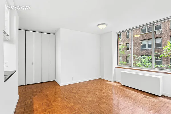 Rented by Corcoran | media 8