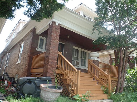 2nd image of 6635 S Mozart St