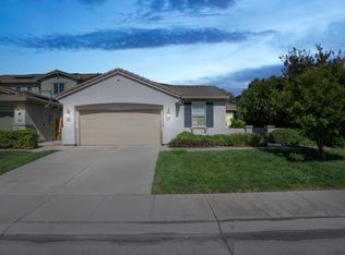 9267 Lamprey Dr, Elk Grove, CA 95624