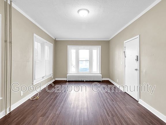 5th image of 135 Elmwood Ave #5
