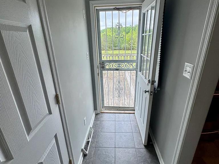 487 Mimosa Ln — Photo 11