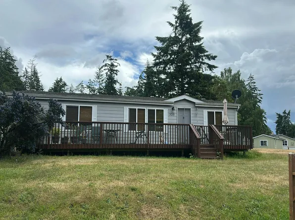 525 Shipping View Dr, Freeland, WA 98249