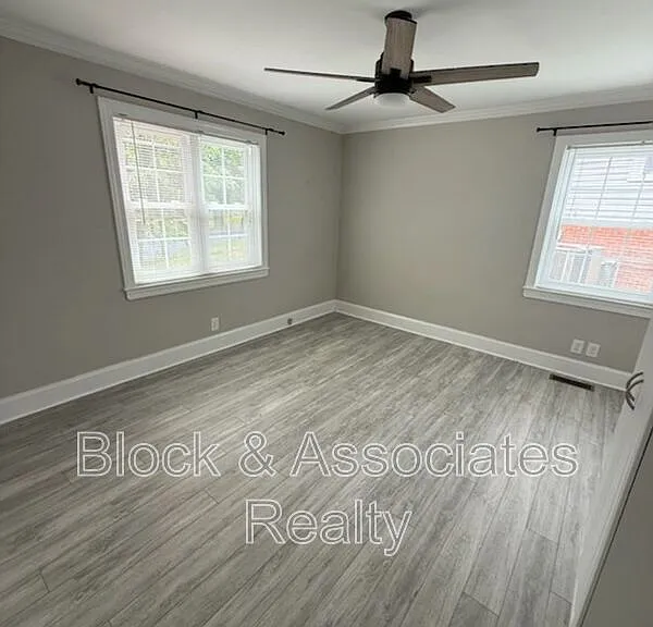 310 S High St — Photo 4
