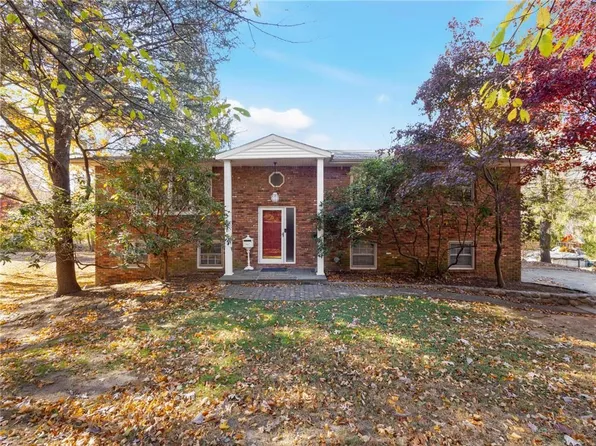 20 River Road, Suffern, NY 10901