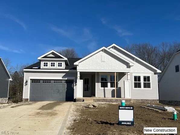 7579 Main St, Olmsted Falls, OH 44138