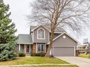 1986 NW 152nd St, Clive, IA 50325