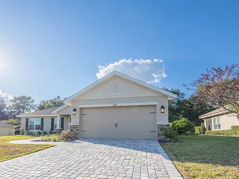 6572 SW 179th Court Rd — Photo 2