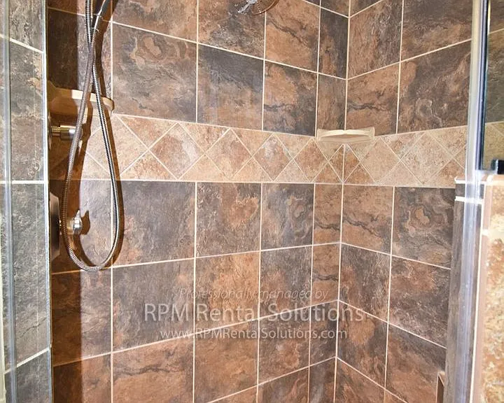 304 Jakes Ave — Photo 16