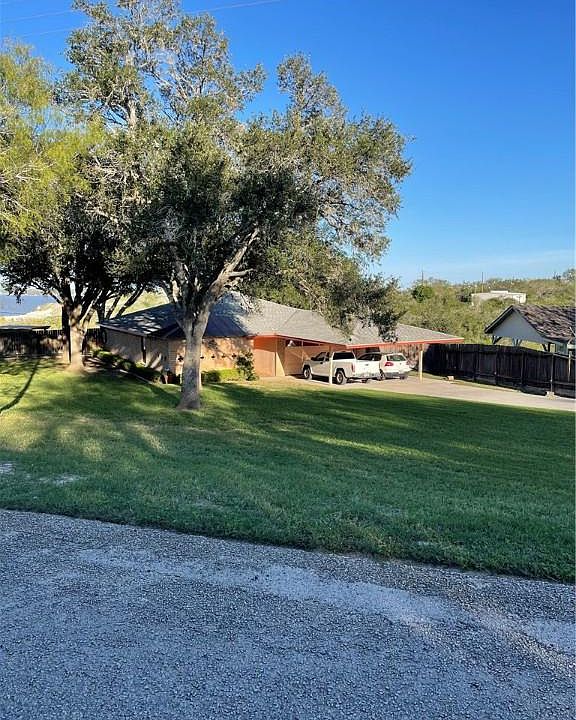 1st image of 550 S Vista Dr
