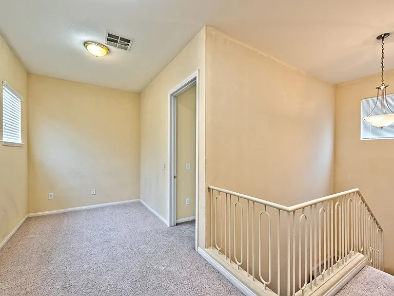220 Lorryn Ln #2 — Photo 7