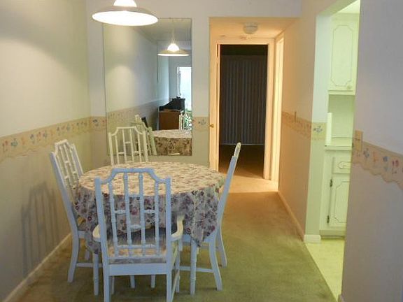 2nd image of 98 Westbury #98