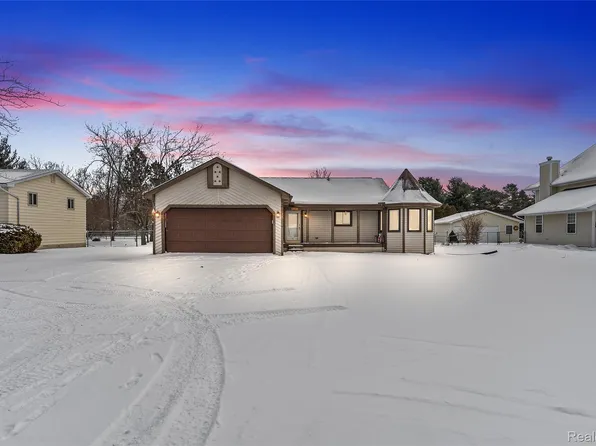 11096 N Jennings Rd, Clio, MI 48420