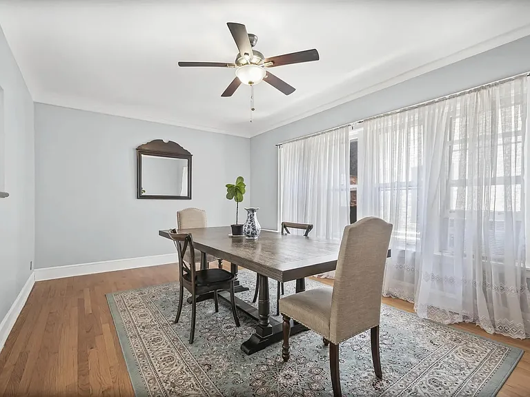 906 Oakton St #2 — Photo 9